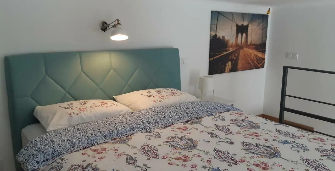 Tempo Life Apartman بودابست 0*,  المجر